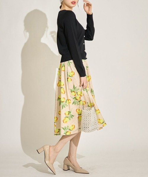 tocco closet(トッコ クローゼット)の「ドット×レモンプリントフレアスカート(スカート・レディース・ベージュ/ブラック・M)」の15枚目の写真