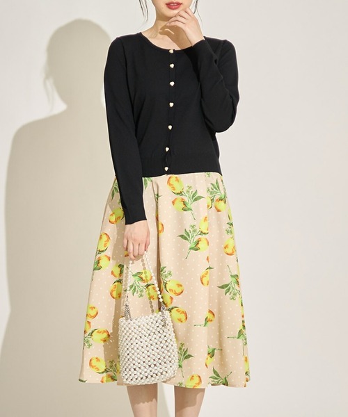 tocco closet(トッコ クローゼット)の「ドット×レモンプリントフレアスカート(スカート・レディース・ベージュ/ブラック・M)」の3枚目の写真
