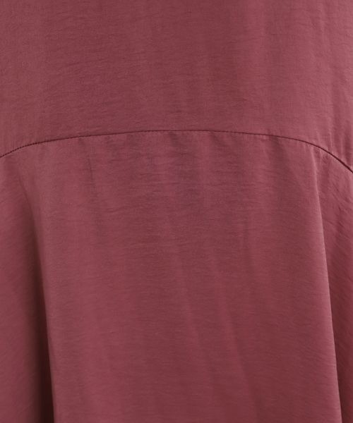 mysty woman（ミスティウーマン）の「サテン/花柄キャミワンピース　961335（ワンピース・レディース・グレイッシュベージュ/ブラック系その他/ホワイト系その他/バーガンディー・FREE）」の16枚目の写真