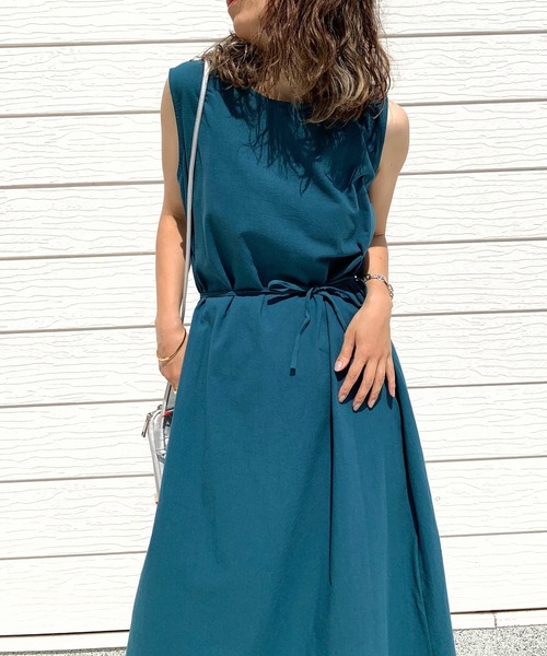 Q（キュー）の「リラックスロングワンピース（ワンピース・レディース・ダークグリーン/ブラック・MEDIUM）」の6枚目の写真