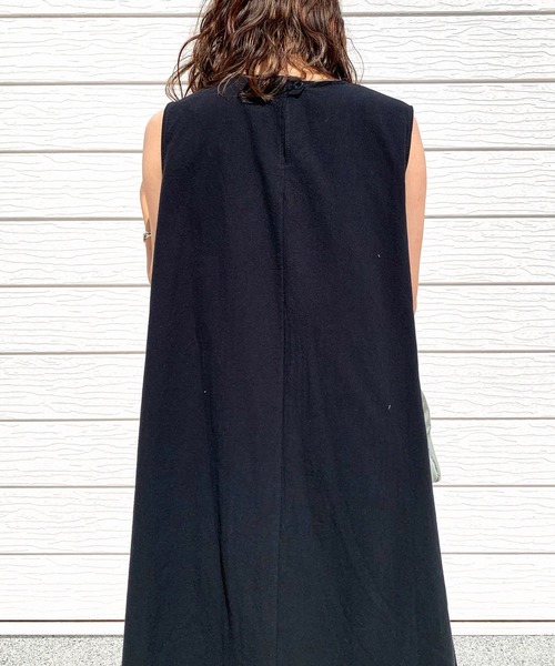 Q（キュー）の「リラックスロングワンピース（ワンピース・レディース・ダークグリーン/ブラック・MEDIUM）」の9枚目の写真