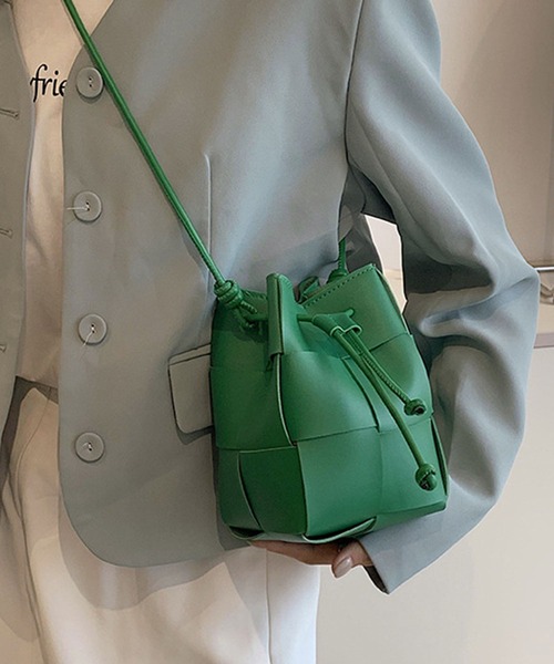 SVEC（シュベック）の「巾着 ミニバッグ / イントレ ショルダーバッグ（ショルダーバッグ・レディース・ベージュ/グリーン/ブラック/イエロー/ホワイト・FREE）」の4枚目の写真