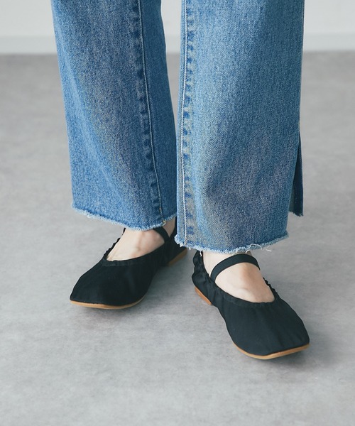 RIVE DROITE(リヴドロワ)の「ギャザーサテンバレエ(バレエシューズ・レディース・ブラック・38/37)」の2枚目の写真