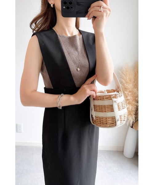 &. NOSTALGIA（アンドドットノスタルジア）の「【ZOZO限定】Iラインジャンスカ（ジャンパースカート・レディース・ブラック/カーキ/チャコールグレー・FREE）」の12枚目の写真