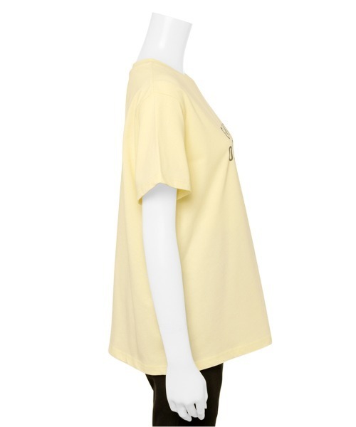 Mila Owen（ミラオーウェン）の「ベーシックロゴプリントＴシャツ（Tシャツ/カットソー・レディース・ネイビー/イエロー/ホワイト/キャメル・1/0）」の5枚目の写真