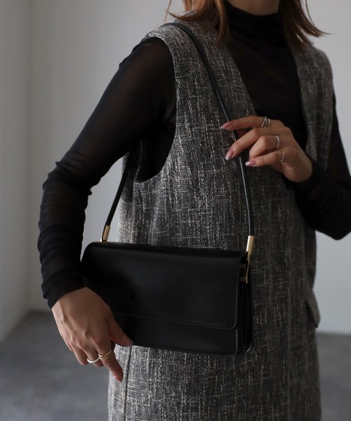 Riberry（リベリー）の「スクエアワンハンドルショルダーバッグ（ショルダーバッグ・レディース・ホワイト/ベージュ/ブラック・FREE）」の13枚目の写真