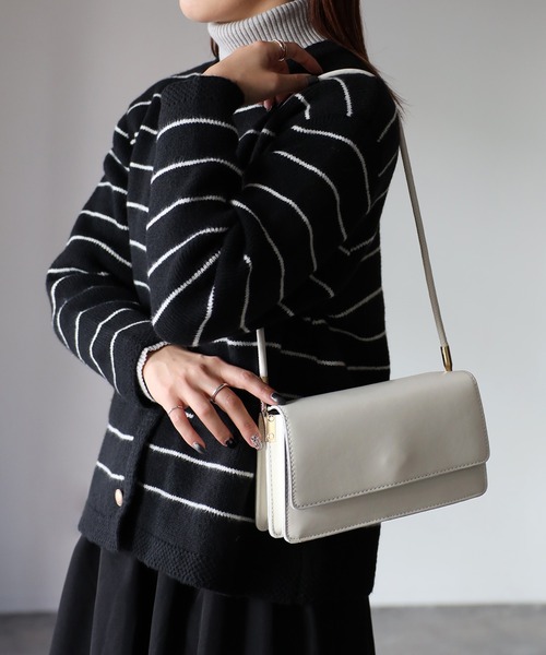 Riberry（リベリー）の「スクエアワンハンドルショルダーバッグ（ショルダーバッグ・レディース・ホワイト/ベージュ/ブラック・FREE）」の4枚目の写真