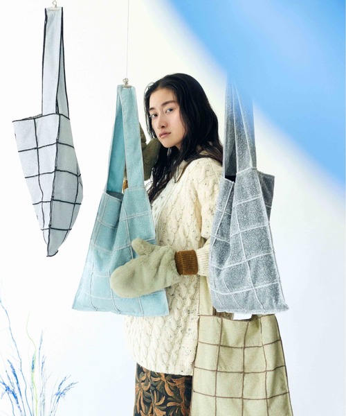 CONTROL FREAK（コントロールフリーク）の「CONTROL FREAK(コントロールフリーク)メタリックパッチメロウトート（トートバッグ・レディース・ブルー/シルバー/ブラック/ライム・FREE）」の5枚目の写真