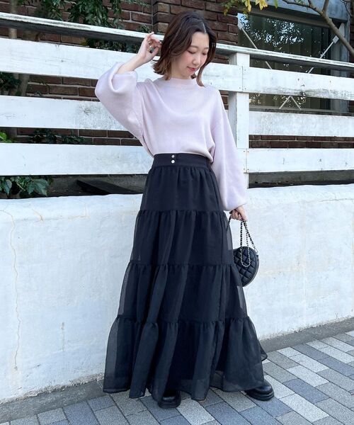 MAJESTIC LEGON（マジェスティックレゴン）の「【WEB限定XSサイズあり】シアーボリュームティアードスカート（スカート・レディース・アイボリー/ブラック/ベージュ・SMALL/MEDIUM/X-SMALL）」の3枚目の写真