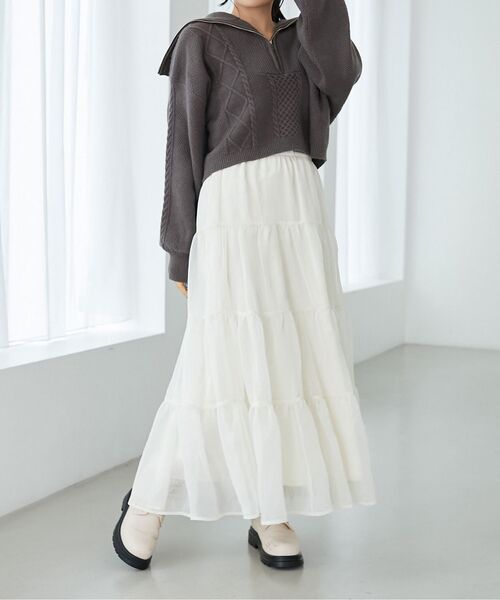 MAJESTIC LEGON（マジェスティックレゴン）の「【WEB限定XSサイズあり】シアーボリュームティアードスカート（スカート・レディース・アイボリー/ブラック/ベージュ・SMALL/MEDIUM/X-SMALL）」の15枚目の写真