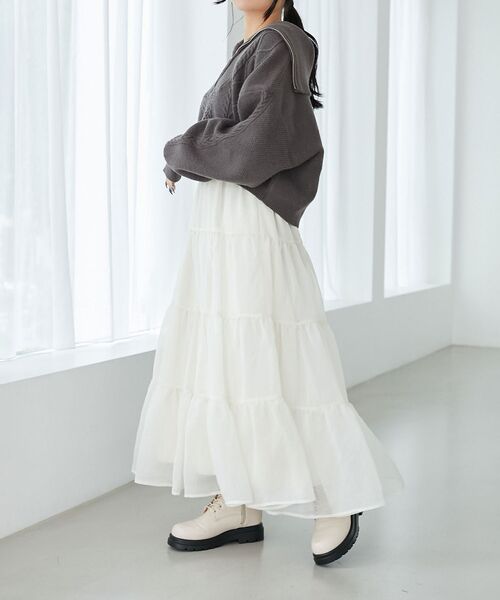 MAJESTIC LEGON（マジェスティックレゴン）の「【WEB限定XSサイズあり】シアーボリュームティアードスカート（スカート・レディース・アイボリー/ブラック/ベージュ・SMALL/MEDIUM/X-SMALL）」の16枚目の写真