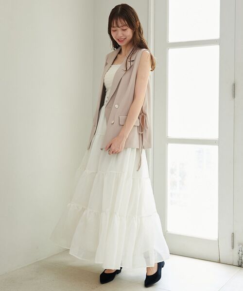 MAJESTIC LEGON（マジェスティックレゴン）の「【WEB限定XSサイズあり】シアーボリュームティアードスカート（スカート・レディース・アイボリー/ブラック/ベージュ・SMALL/MEDIUM/X-SMALL）」の21枚目の写真