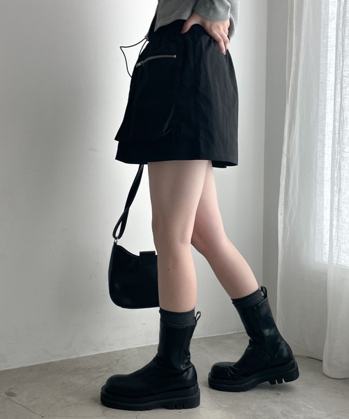 WEGO（ウィゴー）の「WEGO/アウトポケットナイロンミニスカパン（スカート・レディース・ブラック/グレー/カーキ・FREE）」の14枚目の写真