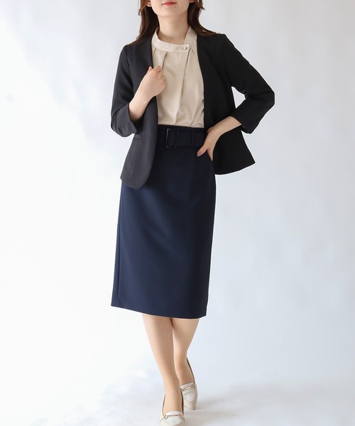 TRUDEA(トルディア)の「カチオンカラーレスジャケット(ノーカラージャケット・レディース・ブラック/ライトグレー・LARGE/MEDIUM)」の5枚目の写真