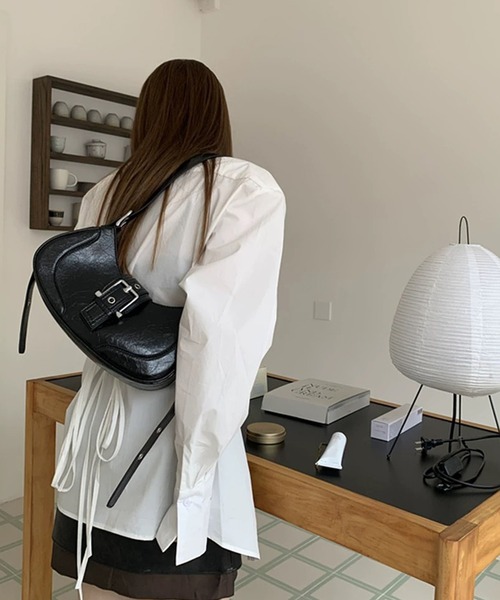 HALEY PESCA（ヘーリーペスカ）の「HALEY PESCA/2WAY ヴィンテージショルダーハンドバッグ（ショルダーバッグ・レディース・シルバー/ブラック・FREE）」の3枚目の写真