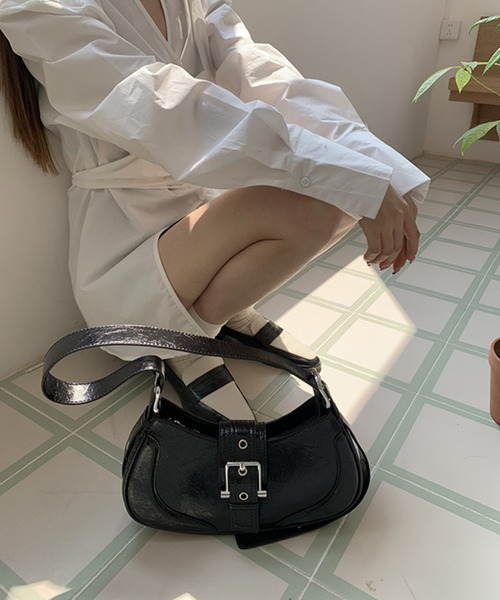 HALEY PESCA（ヘーリーペスカ）の「HALEY PESCA/2WAY ヴィンテージショルダーハンドバッグ（ショルダーバッグ・レディース・シルバー/ブラック・FREE）」の6枚目の写真