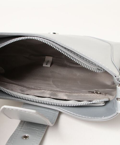 HALEY PESCA（ヘーリーペスカ）の「HALEY PESCA/2WAY ヴィンテージショルダーハンドバッグ（ショルダーバッグ・レディース・シルバー/ブラック・FREE）」の21枚目の写真