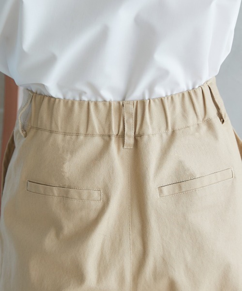 miclat(ミクラ)の「大きいサイズ ベイカーパンツ miclat(その他パンツ・レディース・ベージュ/ブラック・3L/5L/L/4L/LL)」の11枚目の写真