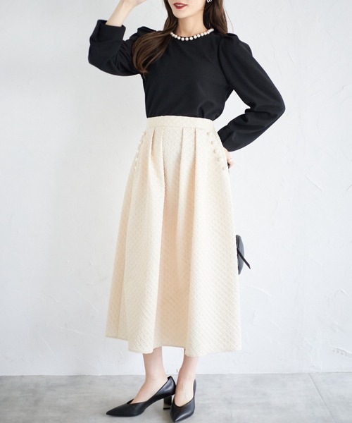 tocco closet(トッコ クローゼット)の「【ZOZO限定】ポケットパール付きジャガードタックフレアスカート(スカート・レディース・ブラック/ベージュ・M)」の9枚目の写真