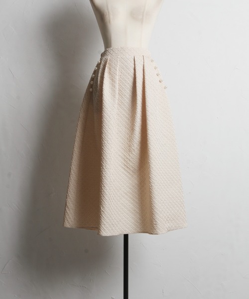tocco closet(トッコ クローゼット)の「【ZOZO限定】ポケットパール付きジャガードタックフレアスカート(スカート・レディース・ブラック/ベージュ・M)」の17枚目の写真