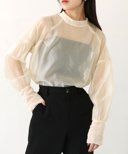 cheriella(シェリエラ)の「【cheriella】WEB限定オーガンジーボリュームスリーブブラウス(シャツ/ブラウス・レディース・グレー/ブラック/アイボリー・M)」の16枚目の写真