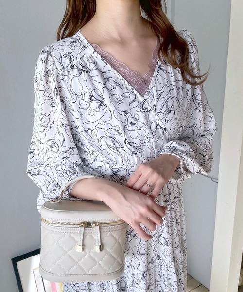 mysty woman（ミスティウーマン）の「【上西星来さんコラボ】カシュクール花柄ワンピース 104740（ワンピース・レディース・ホワイト系その他/ブラック系その他/ホワイト系その他2/ブラック系その他2・FREE）」の14枚目の写真