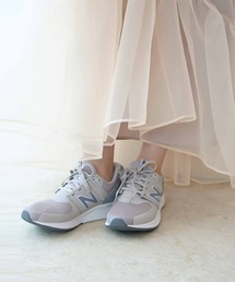 Jines（ジネス）の「DynaSoft 900 v1【NewBalance/ニューバランス】（スニーカー）」