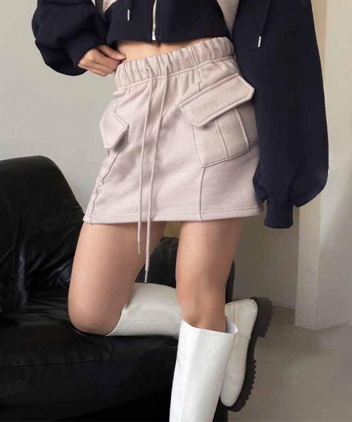 Dalfwin(ダールフィン)の「韓国ファッション 斜めポケットカーゴデザインミニスカート(スカート・レディース・ブラック/グレー/ベージュ・FREE)」の11枚目の写真