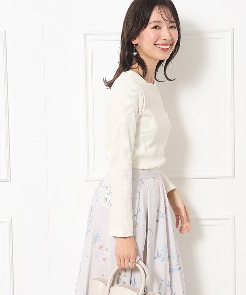 couture brooch（クチュールブローチ）の「◆【オフィスにも◎】ハートネックテレコトップス（Tシャツ/カットソー・レディース・ピンク系/オフホワイト/ブラック・38/40/42）」の9枚目の写真