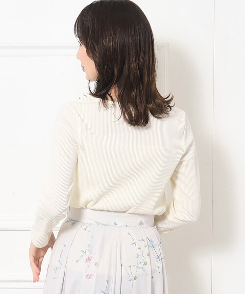 couture brooch（クチュールブローチ）の「◆【オフィスにも◎】ハートネックテレコトップス（Tシャツ/カットソー・レディース・ピンク系/オフホワイト/ブラック・38/40/42）」の10枚目の写真