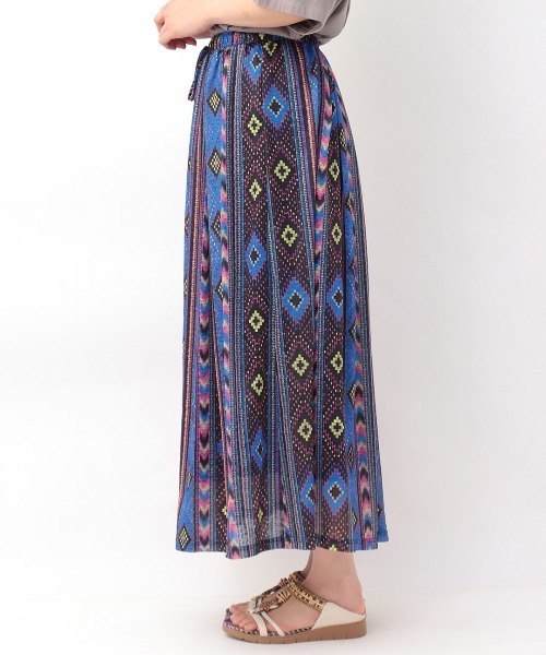 チチカカ(チチカカ)の「エスパンディキカプリントスカート(スカート・レディース・レッド/グリーン/ブルー・FREE)」の16枚目の写真