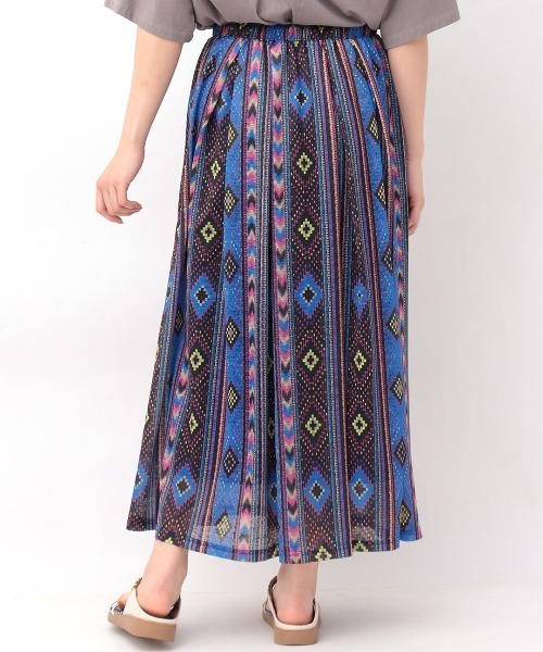 チチカカ(チチカカ)の「エスパンディキカプリントスカート(スカート・レディース・レッド/グリーン/ブルー・FREE)」の17枚目の写真