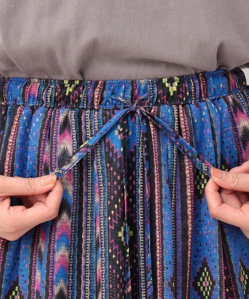チチカカ(チチカカ)の「エスパンディキカプリントスカート(スカート・レディース・レッド/グリーン/ブルー・FREE)」の19枚目の写真