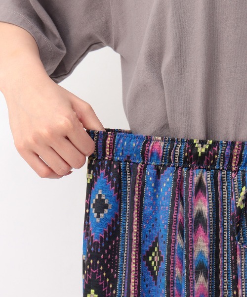 チチカカ(チチカカ)の「エスパンディキカプリントスカート(スカート・レディース・レッド/グリーン/ブルー・FREE)」の20枚目の写真