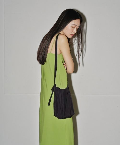 TODAYFUL（トゥデイフル）の「Useful Nylon Sacoche（ショルダーバッグ・レディース・ブラック/ブルー系その他/キャメル/キナリ・FREE）」の3枚目の写真