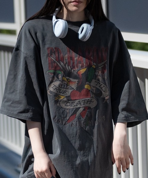 JOHN'S CLOSET（ジョンズクローゼット）の「【s】〔Ed Hardy〕ピグメント加工 ヴィンテージイラストTEE（Tシャツ/カットソー・メンズ・ブラック系2/グレー系4/グレー系1/ブラック系1/グレー系3/グレー系2/ブラック系3/ブラック系4・MEDIUM/LARGE）」の6枚目の写真