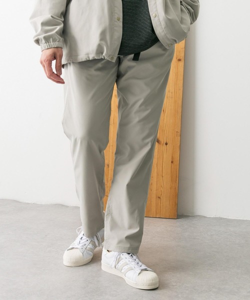 URBAN RESEARCH DOORS（アーバンリサーチドアーズ）の「『撥水』『接触冷感』add fabrics イージートラウザー（その他パンツ・メンズ・ホワイト系その他/チャコールグレー/カーキ・MEDIUM/LARGE）」の21枚目の写真