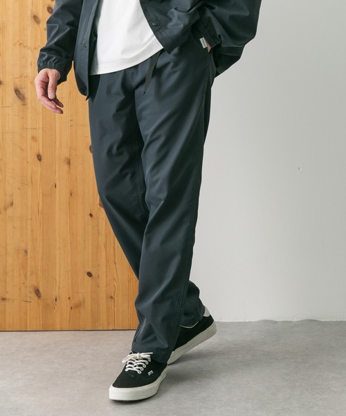 URBAN RESEARCH DOORS（アーバンリサーチドアーズ）の「『撥水』『接触冷感』add fabrics イージートラウザー（その他パンツ・メンズ・ホワイト系その他/チャコールグレー/カーキ・MEDIUM/LARGE）」の15枚目の写真