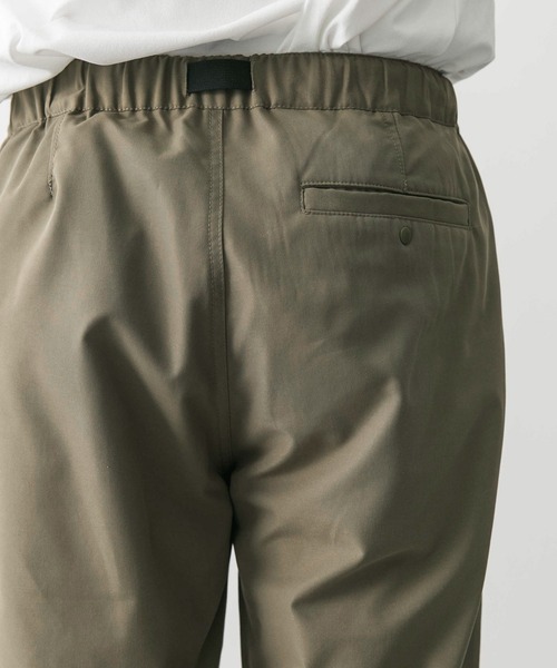 URBAN RESEARCH DOORS（アーバンリサーチドアーズ）の「『撥水』『接触冷感』add fabrics イージートラウザー（その他パンツ・メンズ・ホワイト系その他/チャコールグレー/カーキ・MEDIUM/LARGE）」の9枚目の写真