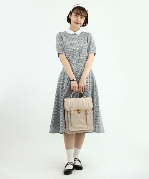 F i.n.t（フィント）の「サッカーギンガムクレリックブラウス/fint（シャツ/ブラウス・レディース・ブラック×ホワイト/ホワイト×ブルー・FREE）」の16枚目の写真