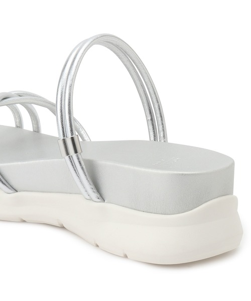 ROPE' PICNIC（ロペピクニック）の「クロスストリングスライド＆バックスリングサンダル（サンダル・レディース・ブラック/シルバー/ゴールド/キナリ・L/M）」の19枚目の写真