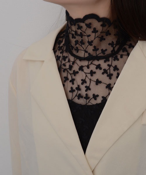 Mayree（メイリー）の「【resonance】フラワー刺繍 シアータートル/つけ襟【マルチウェイ/オケージョン】（付け襟・レディース・アイボリー/ブラック・FREE）」の7枚目の写真