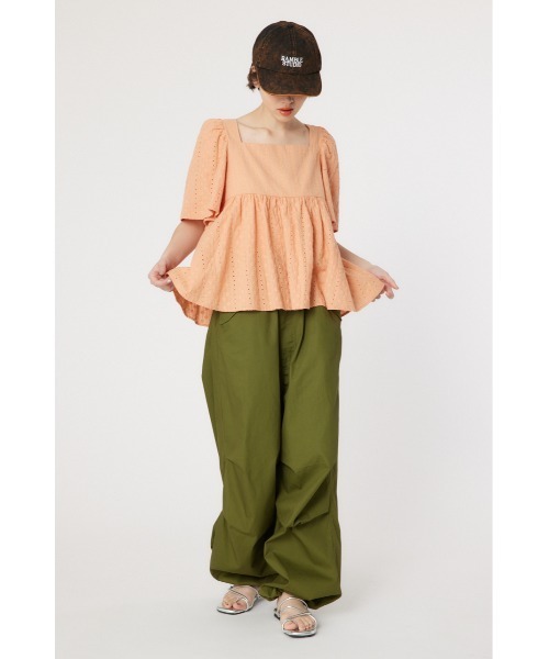 RODEO CROWNS WIDE BOWL（ロデオクラウンズワイドボウル）の「バックリボンフレアトップス（シャツ/ブラウス・レディース・オフホワイト/オレンジ系その他/ブラック・FREE）」の7枚目の写真