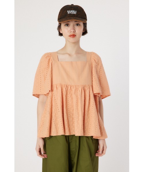 RODEO CROWNS WIDE BOWL（ロデオクラウンズワイドボウル）の「バックリボンフレアトップス（シャツ/ブラウス・レディース・オフホワイト/オレンジ系その他/ブラック・FREE）」の9枚目の写真