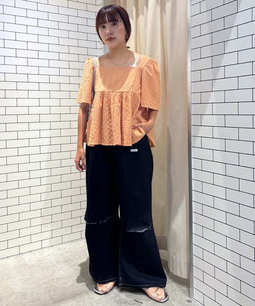 RODEO CROWNS WIDE BOWL（ロデオクラウンズワイドボウル）の「バックリボンフレアトップス（シャツ/ブラウス・レディース・オフホワイト/オレンジ系その他/ブラック・FREE）」の17枚目の写真