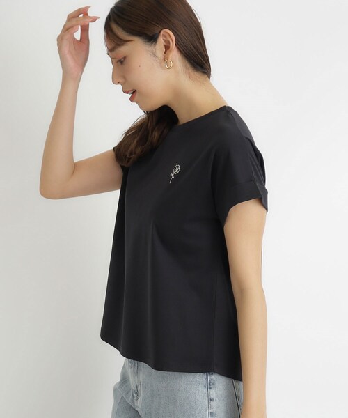 index(インデックス)の「◆《5color》UV ワンポイント刺繍デザインTシャツ【接触冷感/洗濯機洗い可】(Tシャツ/カットソー・レディース・ナチュラル/オフホワイト/ブラック/チャコールグレー/ライトブルー・36/38/40/42)」の14枚目の写真