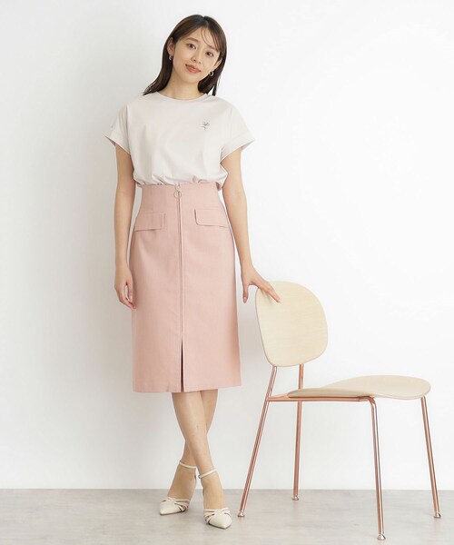 index(インデックス)の「◆《5color》UV ワンポイント刺繍デザインTシャツ【接触冷感/洗濯機洗い可】(Tシャツ/カットソー・レディース・ナチュラル/オフホワイト/ブラック/チャコールグレー/ライトブルー・36/38/40/42)」の20枚目の写真