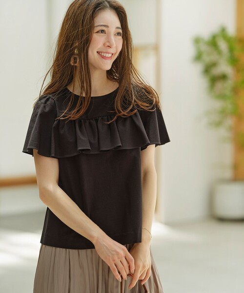 組曲(クミキョク)の「ツイルジャジー フリルカットソー(Tシャツ/カットソー・レディース・ブラック系/ライトグレー系/アイボリー系・2/3)」の2枚目の写真