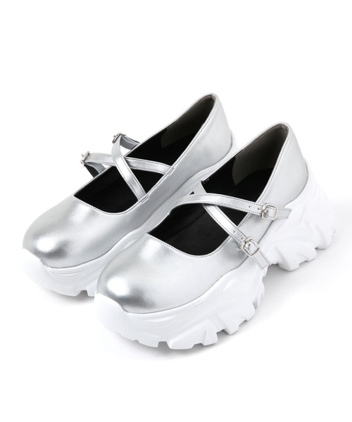 LAKOLE（ラコレ）の「クロスストラップスニーカー / 135008（スニーカー・レディース・シルバー/ブラック・MEDIUM/LARGE）」の11枚目の写真