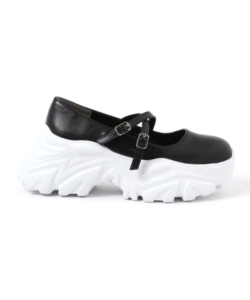 LAKOLE（ラコレ）の「クロスストラップスニーカー / 135008（スニーカー・レディース・シルバー/ブラック・MEDIUM/LARGE）」の8枚目の写真